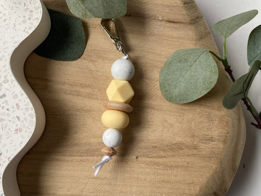 Butter Yellow | Silicone + Beechwood Bag Tag